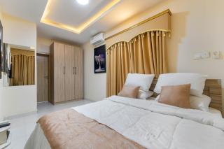 LOUIS Apartment - Ikota - 3