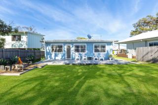 Beauts - Pet Friendly - 5 Minutes Walk to the Beach - 0