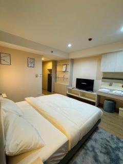 Inspire place rama9 Modern Condo near Rajamangala Stadium Pool and Gym - 8