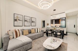 Luxury Apartment in Business Bay - 1