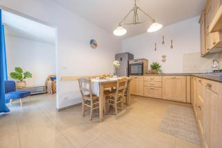 Zinola Beach - Deluxe Apartment - GrandMaison - 2