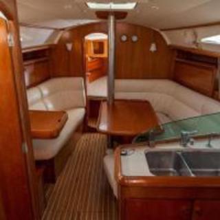 Sailing on Luxury Yacht - Mumbai - 4