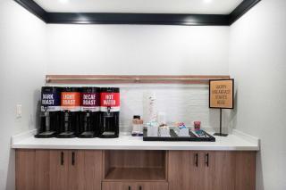 Hampton Inn and Suites Tulsa Central - Tulsa - 2
