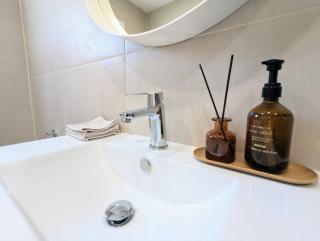 Blue Estia Villa - Pool, Wifi, Summer Breeze, - 2