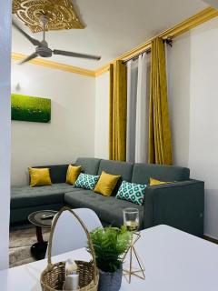 Cowry shel 1 bedroom sea view apartment bamburi beach - Mombasa - 8