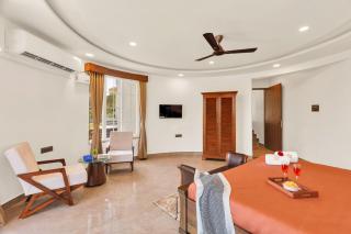 SaffronStays The White Castle - 1