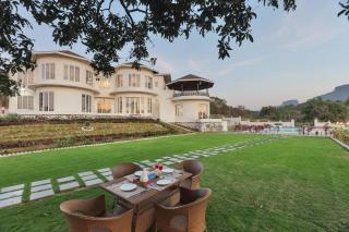 SaffronStays The White Castle - 0