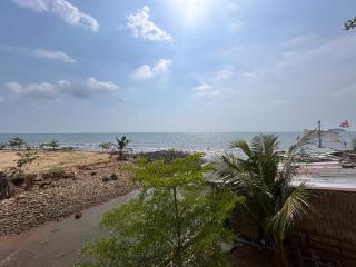 Tchin tchin Guesthouse - 9