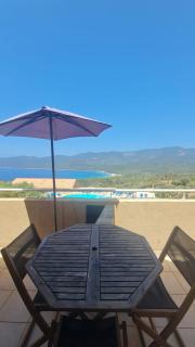 T2 vue mer clim dans résidence 3 piscine chauffée saison & plage à pied - Serra-di-Ferro - 4