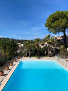 Villa sur le toit, duplex, 5 pièces 160m2, piscine - Villeneuve-Loubet - 8