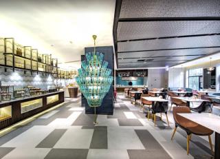 Atour S Hotel Qingdao May Fourth Square Badaguan - 2