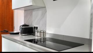 Tilehurst Villa Studio - 1