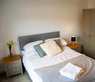 Hilltop Apartments - Salisbury - 8