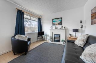 2 Bed Chalet - Sleeps 4 - River and mountain views - 9