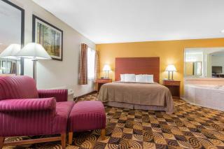 Quality Inn Sycamore - DeKalb - 1