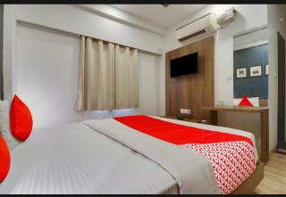 Loto Hotel - Indore - 4