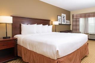 Country Inn & Suites by Radisson, Milwaukee West Brookfield , WI - Brookfield - 8