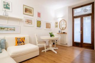 Quiet two-room apartment a few steps from MM PTVenezia - Milan - 0