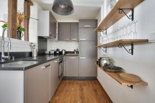 Stunning 1BR Flat with balcony near metro station - Paris - 5
