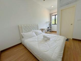 4R3B NEW Kajang 2 Double Storey - 12 pax - Semenyih - 3