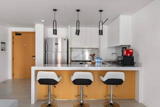 Spacious Dubai Marina 2BR Great Views Top Location - 7