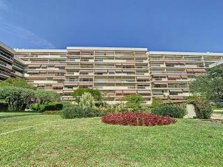 Estivalière - 6 couchages - 3 chambre - Parking - Golfe-Juan - 8