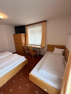 Pension Plattenhof - Telfs - 3