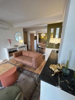 Appartement dans le village de Valbonne - Valbonne - 1