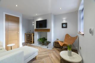 Bobbin Cottage - - 8