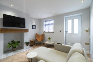 Bobbin Cottage - - 7