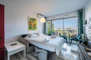 Studio vue mer et montagnes, avec piscine - Antibes - 8