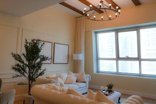 Luxe JLT 1BR Apt Gym Pool & Stunning Views - 7