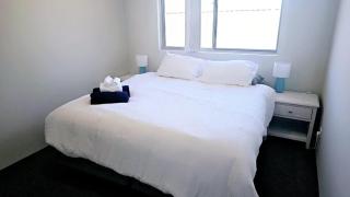 Eglinton Elegance - Hamptons Retreat - 4