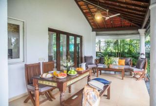 Frangipani 4BR with Pool & Field View - Nerul - 8
