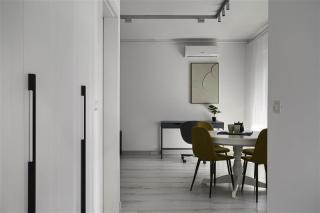 Cozy Accommodation - 2 Bedrooms at Adora Park - 4