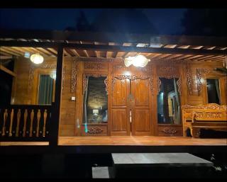 #2 Wooden Sharing Pool & Koi Pond Sunset View - Ubud - 8