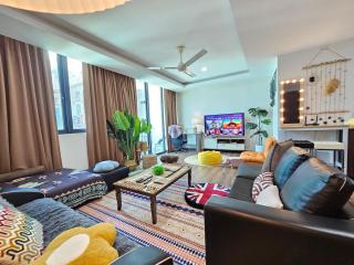 Kuching City 3BR Apartment at Vivacity Mall - 1