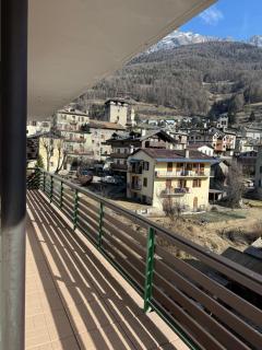 Trilocale panoramico a Bormio con vista mozzafiato - 1