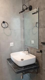 DE ELEVÈ 02- Designer 1 Bed Luxury Apartment - 5