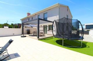 Elegant villa with private pool in Bale - Bale - 7