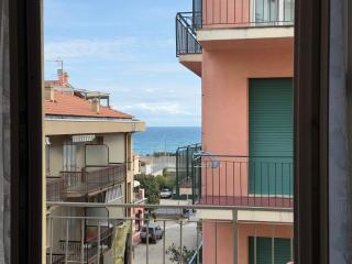 200 mt dal mare - Due balconi e Vista sul Mare - 1
