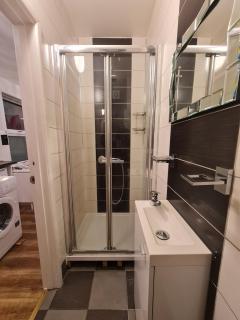 St 5 - Quiet Studio flat - 11 mins walk to Tube - Londra - 3