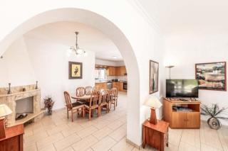 The Arches Villa - Lachi - 1