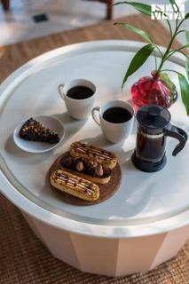 Mehta Mansion by StayVista - A Villa with a Swimming Pool and Pool Table - Lonavala - 3