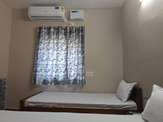 Kanheya guest house - Parādīp Garh - 5