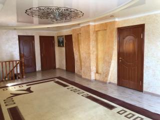 Sky Mountein Residence 天山居精品民宿 - Almaty - 2