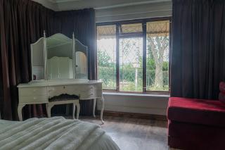 Rosedale Self Catering Cottage with pool and large entertainment BBQ area - Rosetta - 5
