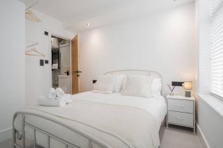 Private Ensuite Minifridge Desk Free Parking - Liverpool - 2