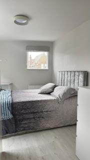 Lovely and modern room in London City - Londra - 8