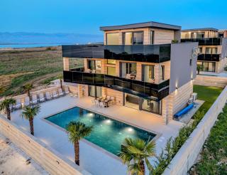 CROWONDER Villa Travera 2 with Heated Swimming Pool - CROWONDER LUXURY RENT - Privlaka - 0